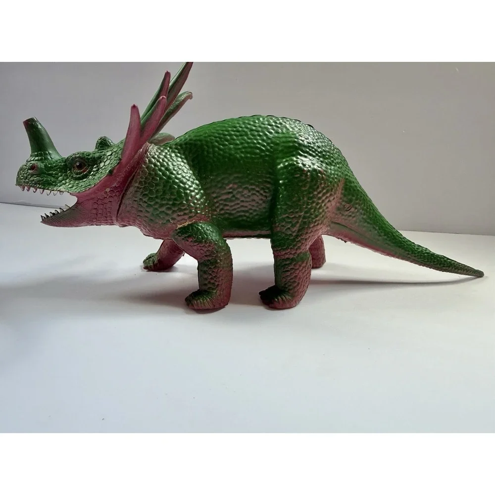 Vintage Dor Mei Styracosaurus Dinosaur 1986 Green 12.5 Inch Figure